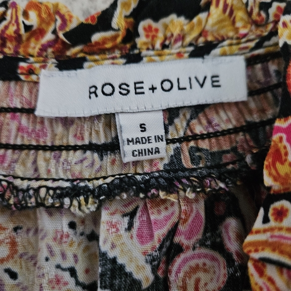 Rose + Olive Boho Top Small - Picture 5 of 5
